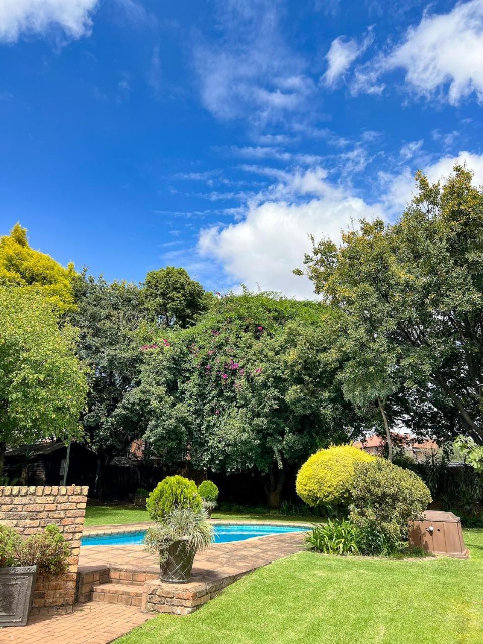 Spies Villa - Fast Wi-Fi, Netflix And Generator Middelburg  Εξωτερικό φωτογραφία